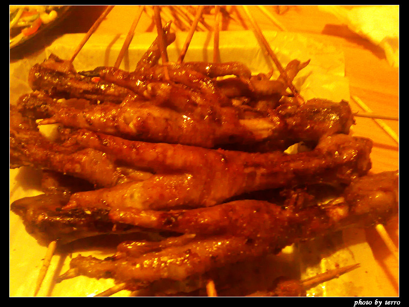 蜜汁烤鸡爪（限量）