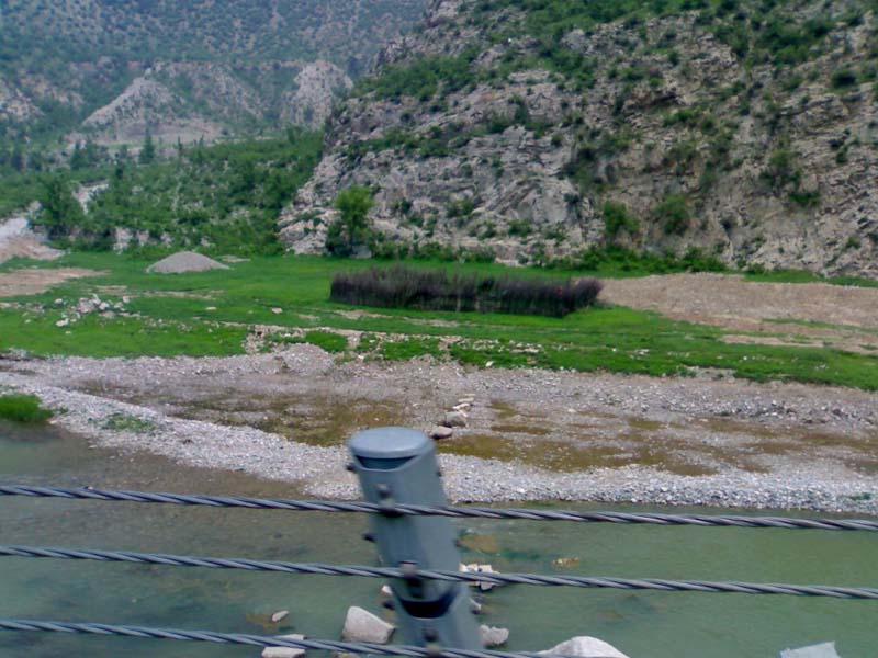 那个有点象阿坝的