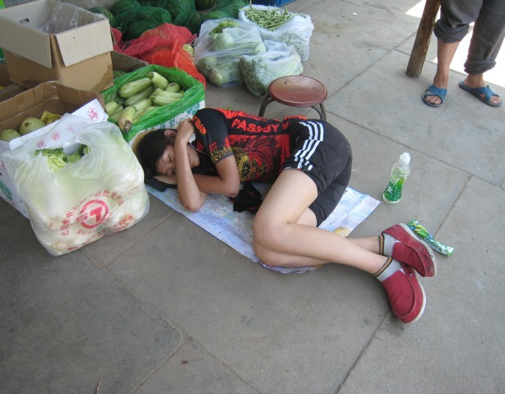 没有安全感的睡姿