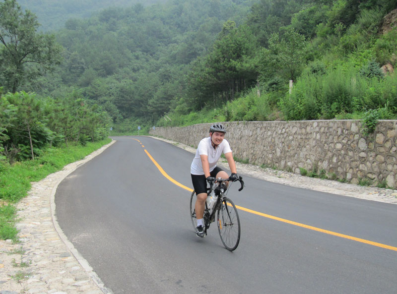 2010.7.24骑行黄花城，四海 013.jpg