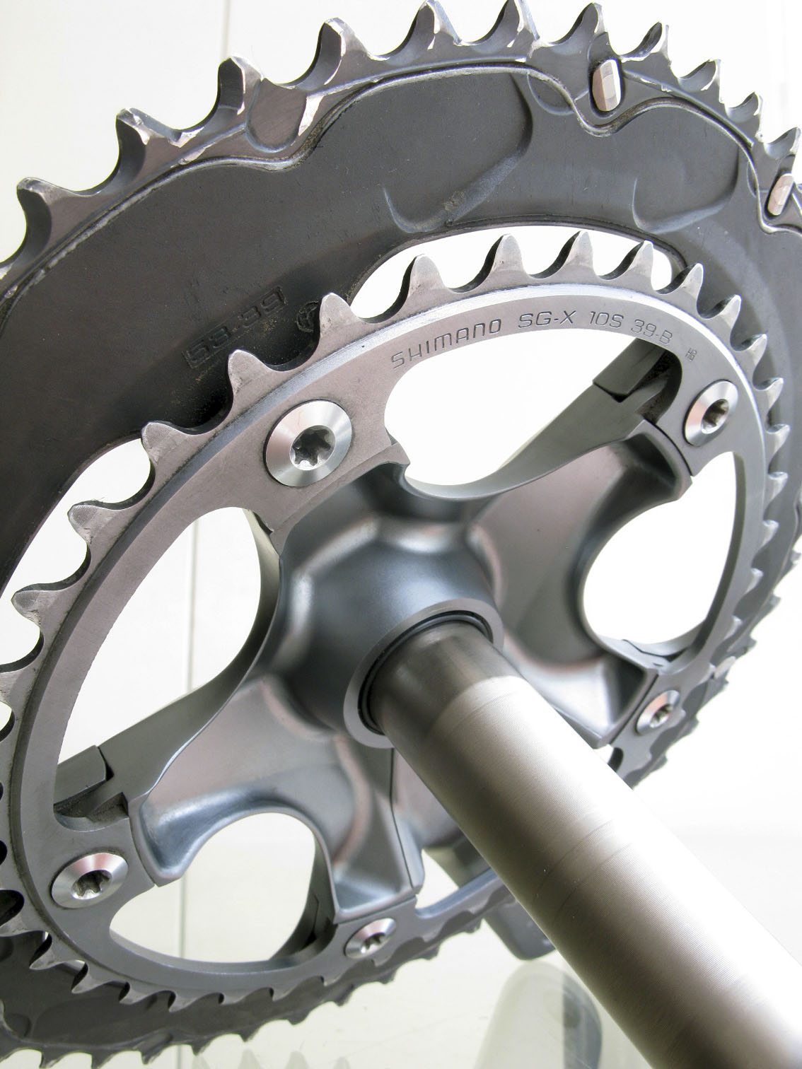 UT_6700_crankset_3.jpg