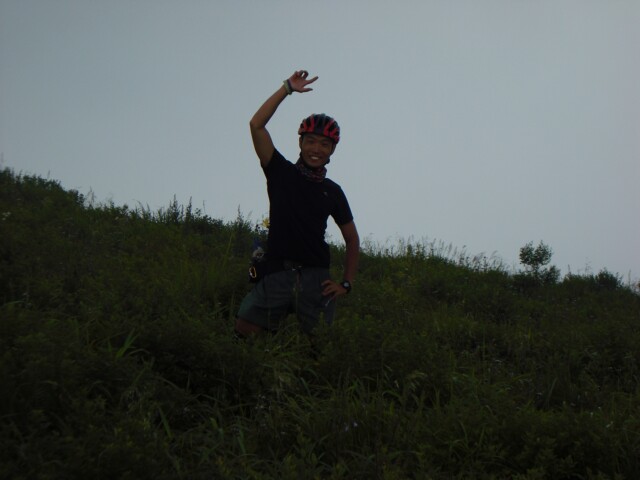 DG~剪影，不好意思天阴太厉害，忘开闪光灯了。