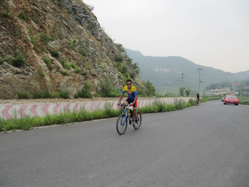 2010.8.7.25名骑友骑行白羊沟 020.jpg