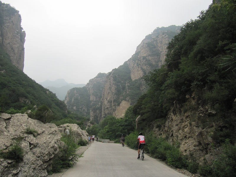 2010.8.7.25名骑友骑行白羊沟 026.jpg