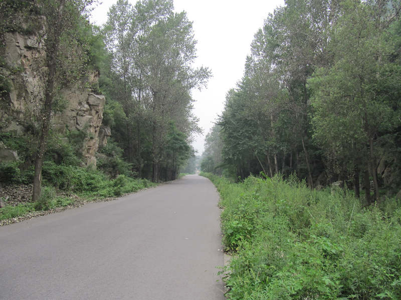 2010.8.7.25名骑友骑行白羊沟 037.jpg