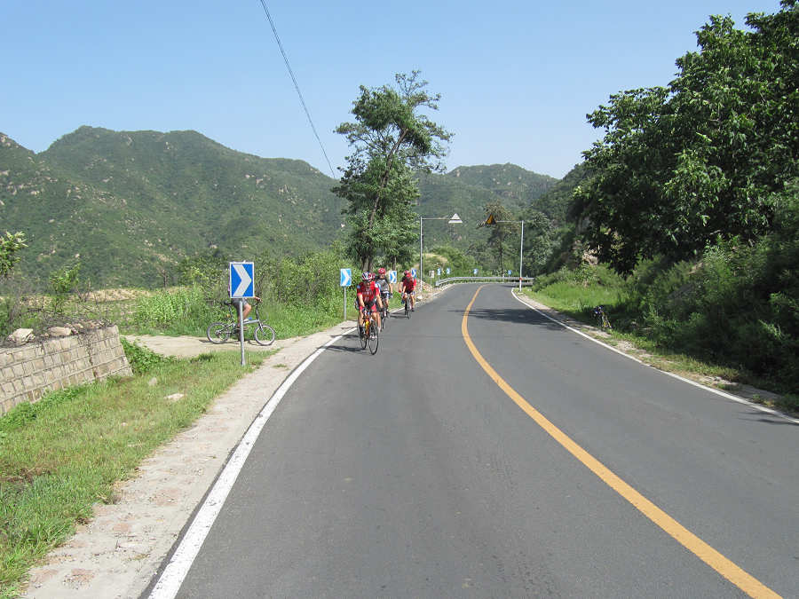 2010.8.14八人骑行四海 044.jpg