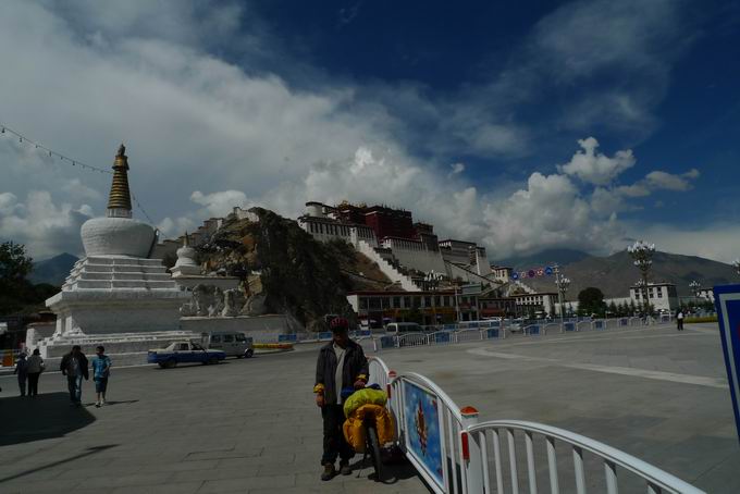 没顾的安排住宿先拍照
