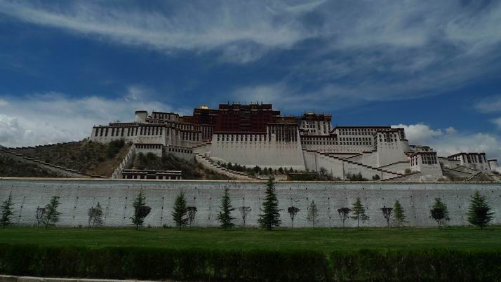 第一次见到真的布达拉宫