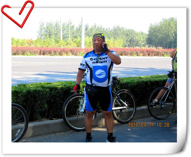 帅气的队长拽神。