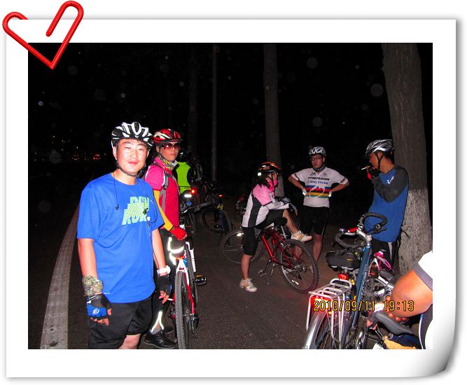 在京密路上休息，在这里和大家分手了。