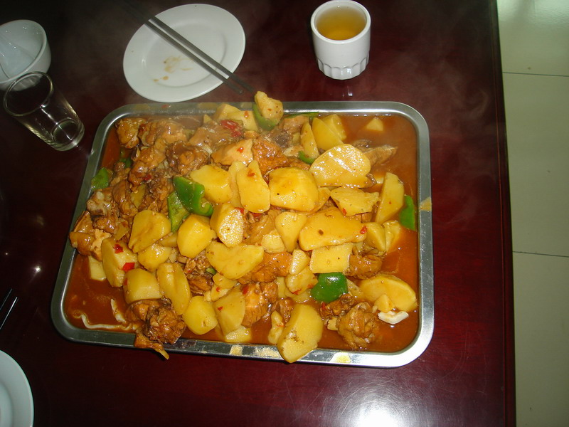 在高邑用大盘鸡