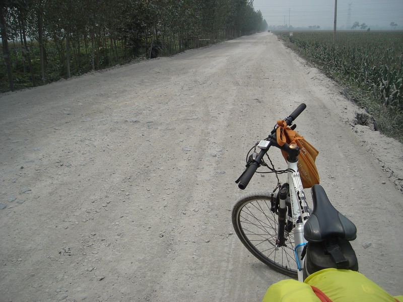 过兴平后糟糕的西宝中线路