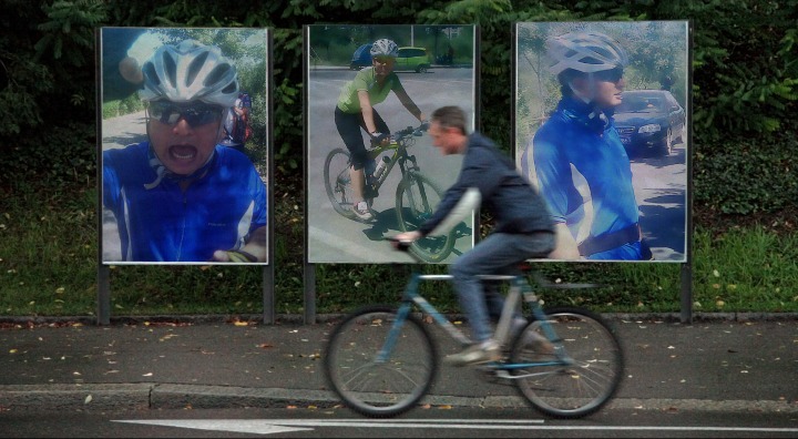 我不说话，只求亮~