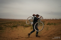 开了2天车去感受沙漠的美