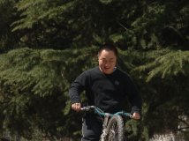 快乐是什么 很深奥 也很浅显 对我来说就是有车玩