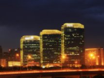 灯火阑珊之华贸中心