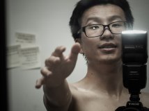 初入光影，发几张单灯自拍露个脸