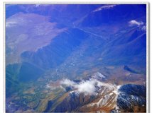 在云端——透过舷窗拍到的景色