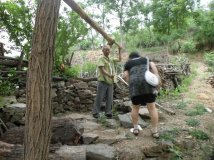 农家小院最原始的打水工具