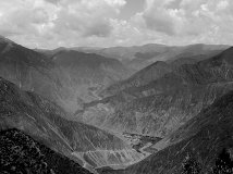 上两张黑白风景