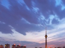 2012年7月中央电视塔，再一次没有赶上亮灯呀！！