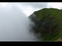 发几张云海的照片和视频