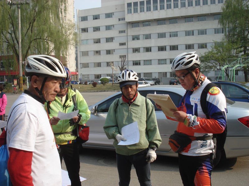 20130420步轮客为“地球日”活动提前探路